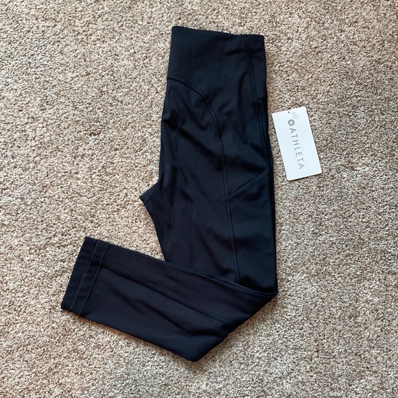 Athleta 3/4 stash pocket pant size xs - Picture 4 of 4